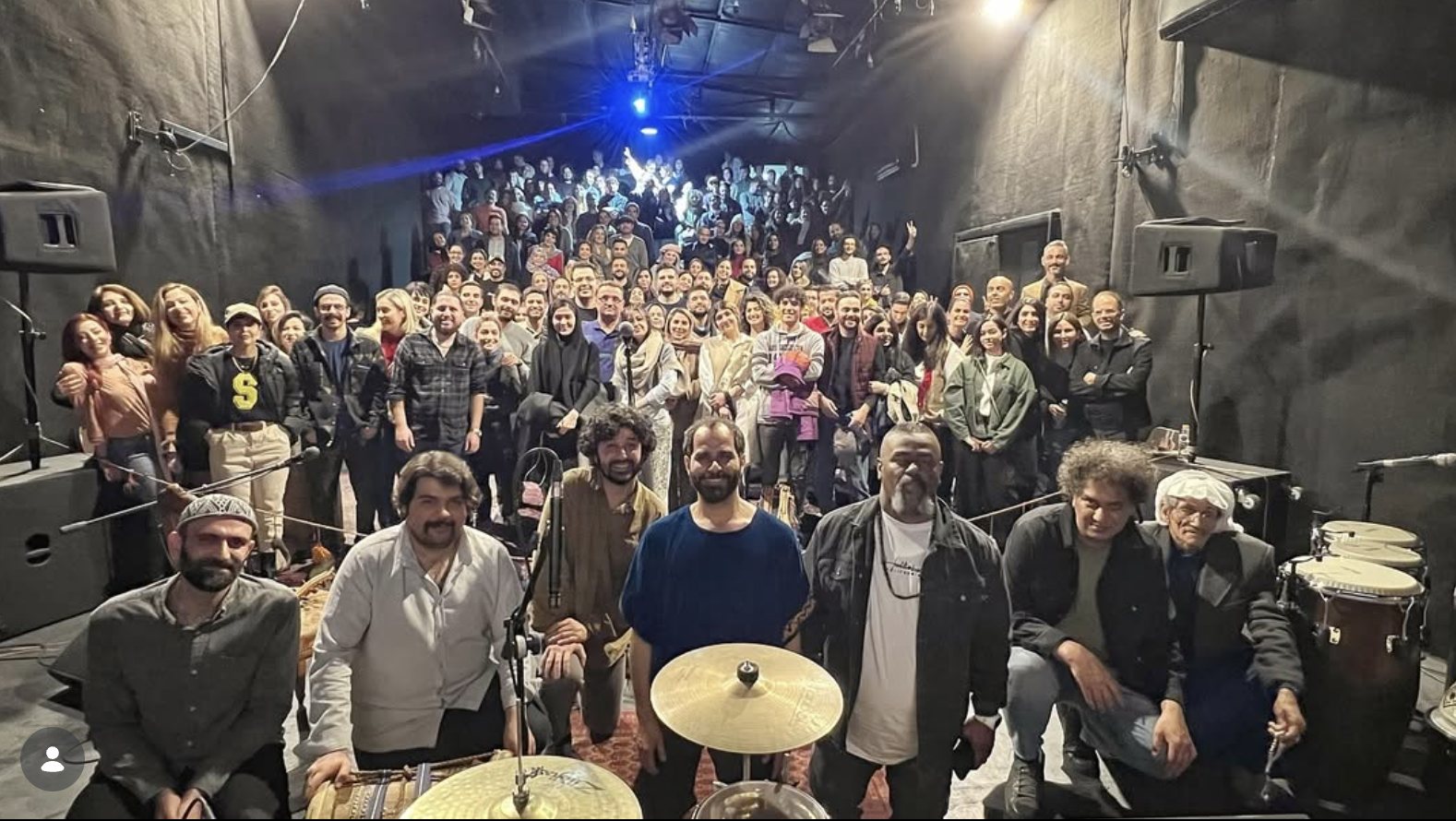 Kamakan with the audience after a live show